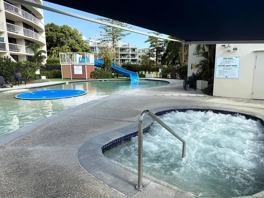 Apartment Gemini Resort, 2Bedroom Unit19 And Carpark Golden Beach, Caloundra