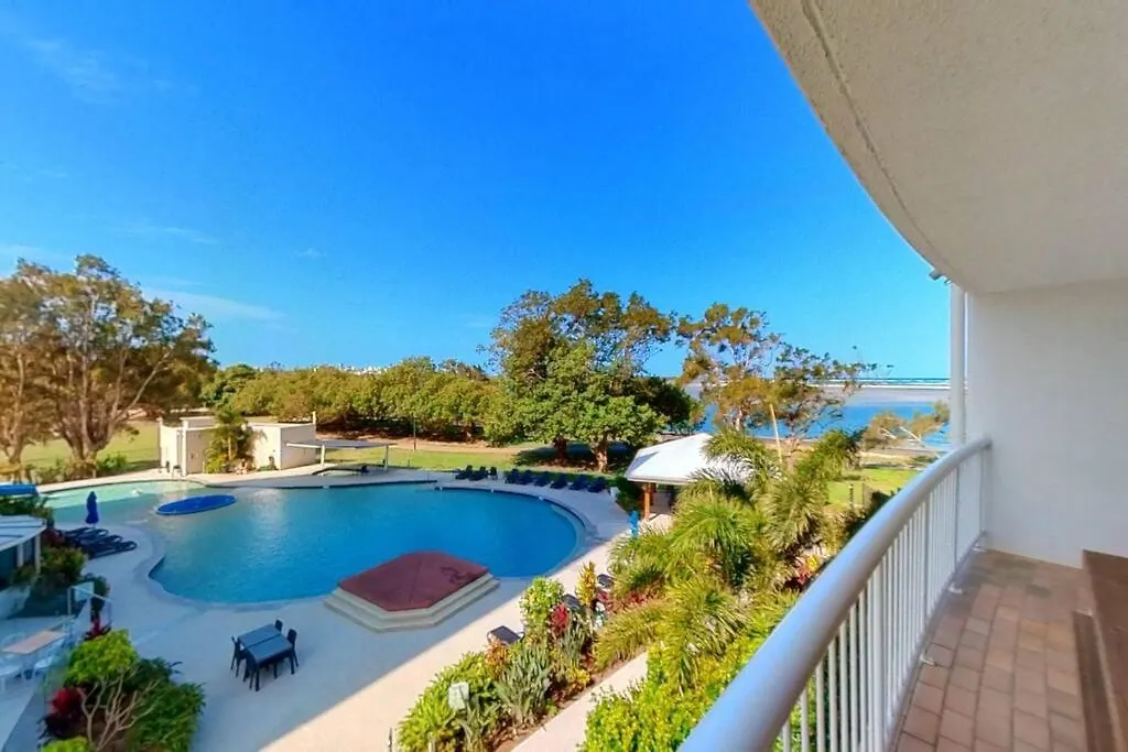 Gemini Resort, 2Bedroom Unit19 And Carpark Golden Beach, Caloundra Apartment